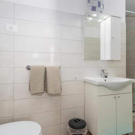 Appartamento In With House Sea View Stara Baška