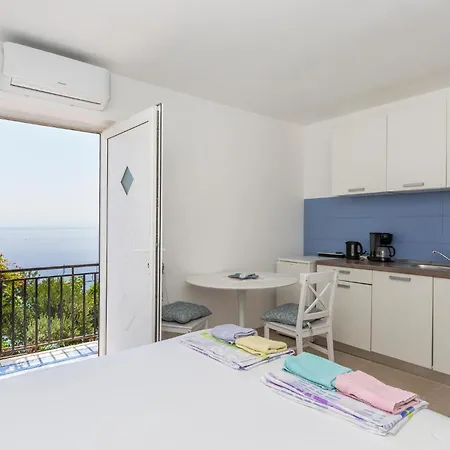 In With House Sea View Appartement *